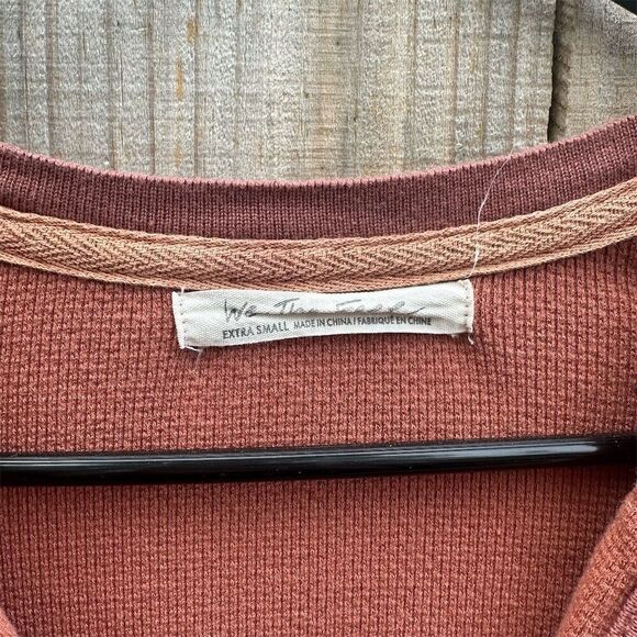 We The Free Women's XS Orange V Neck Long Sleeve Top Casual - Picture 3 of 4